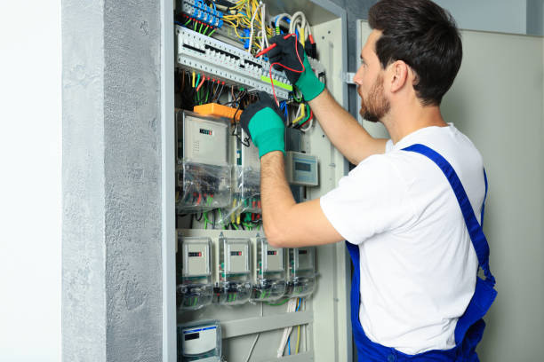 Best Licensed Electrician  in Winfield, WV